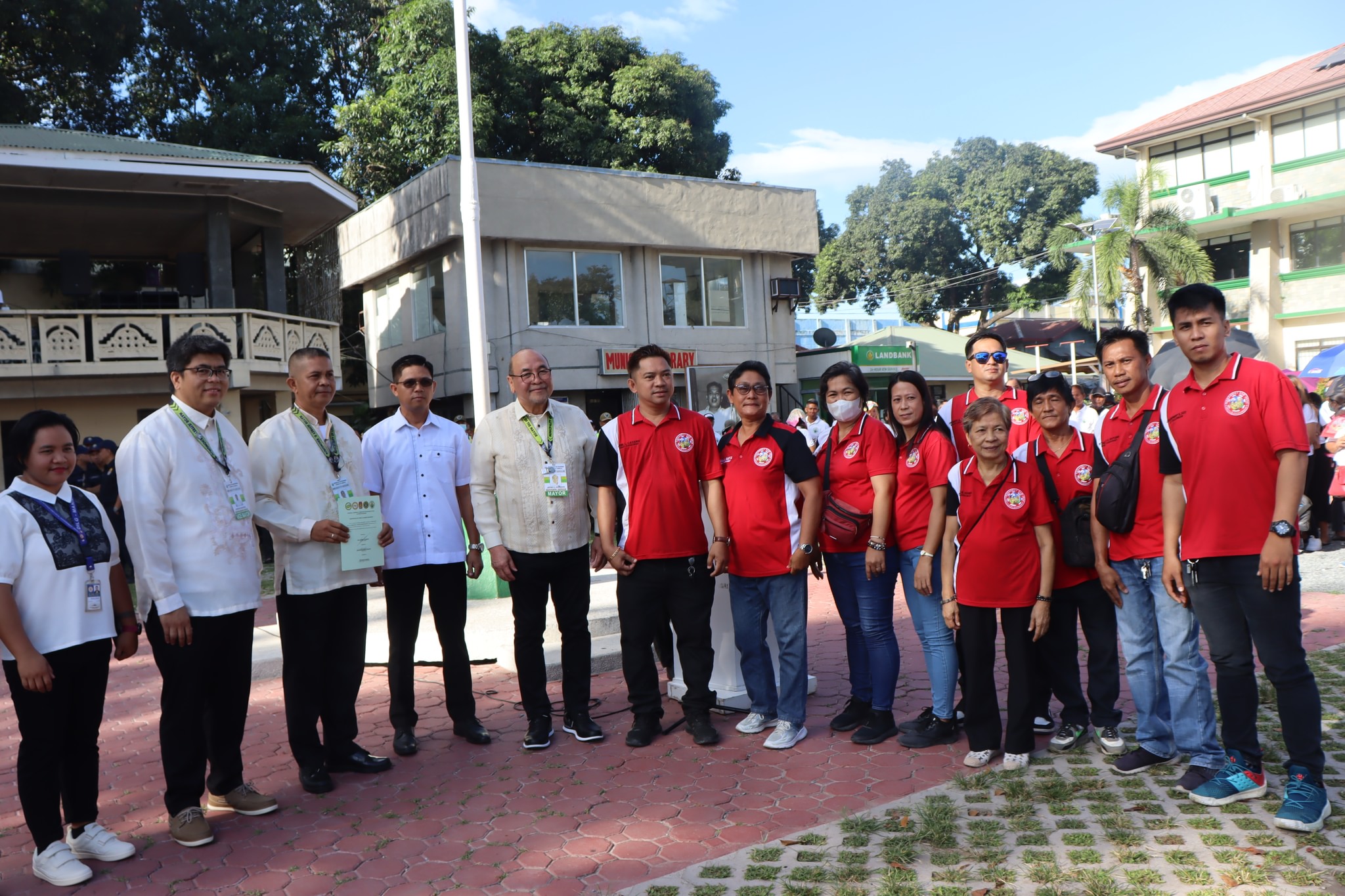 Read more about the article Awarding of 6 (six) Drug Cleared Barangay